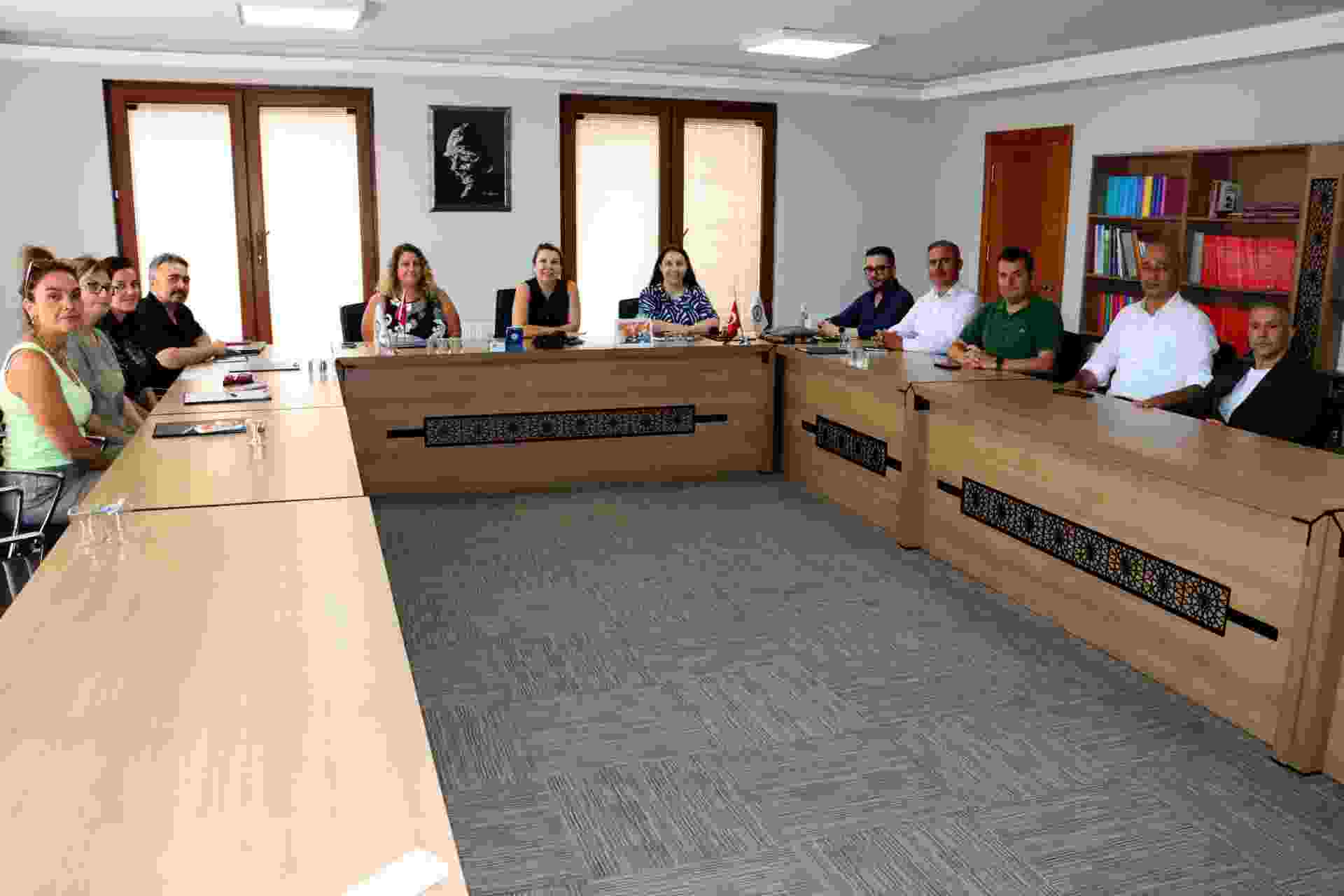 Eczacılar Odası'ndan GMİS'e destek