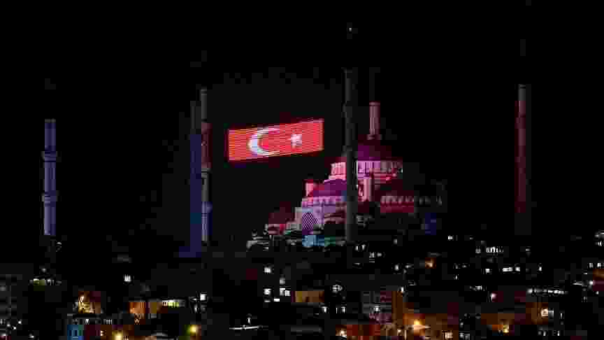 15 Temmuz darbe girişiminin 8. yılı… 90 bin camide sela okunacak
