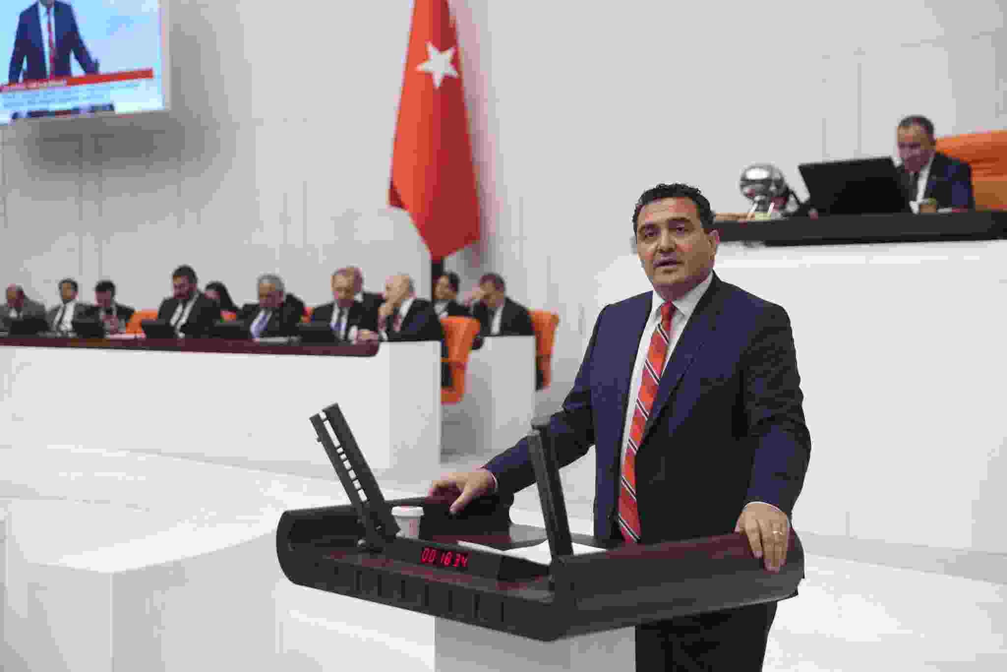 CHP'li Karasu: Vatandaş çile çekiyor, Beyefendilerin umurunda bile değil