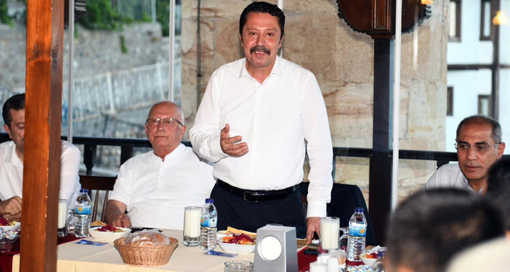 Belediye Başkanı Dr. Özer Kasap, Müteahhit Esnaflarla Buluştu