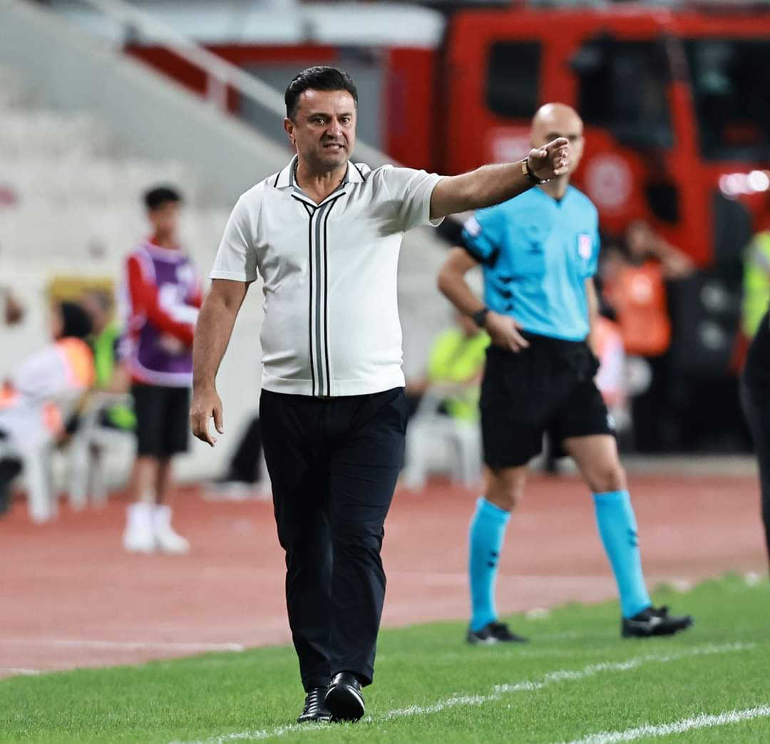 Sivasspor'da Bülent Uygun'dan sitem: Daha sezon başındayız!