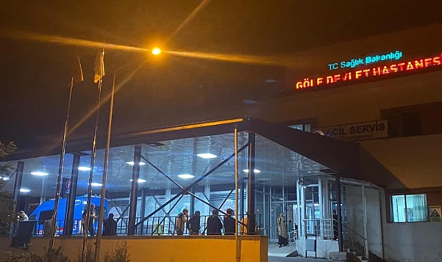 Göle'de muhtarlık kavgası, hastane önünde de devam etti