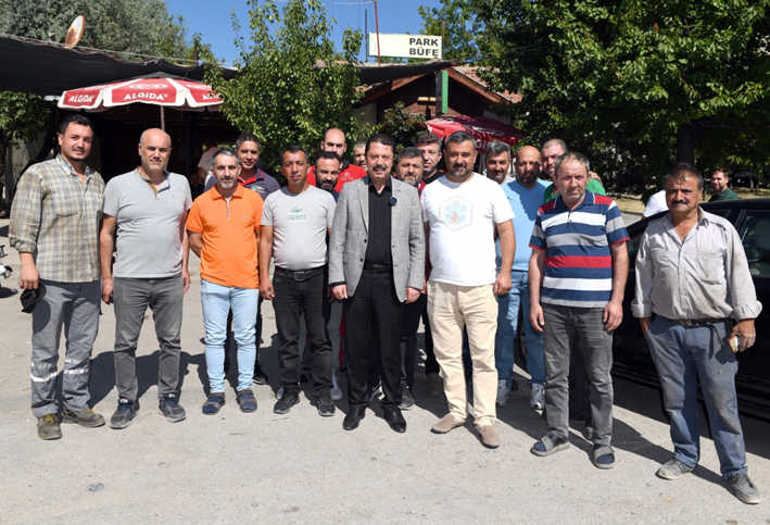 Belediye Başkanı Dr. Özer Kasap, Yukarı Sanayi Esnafıyla kahvaltıda bir araya geldi