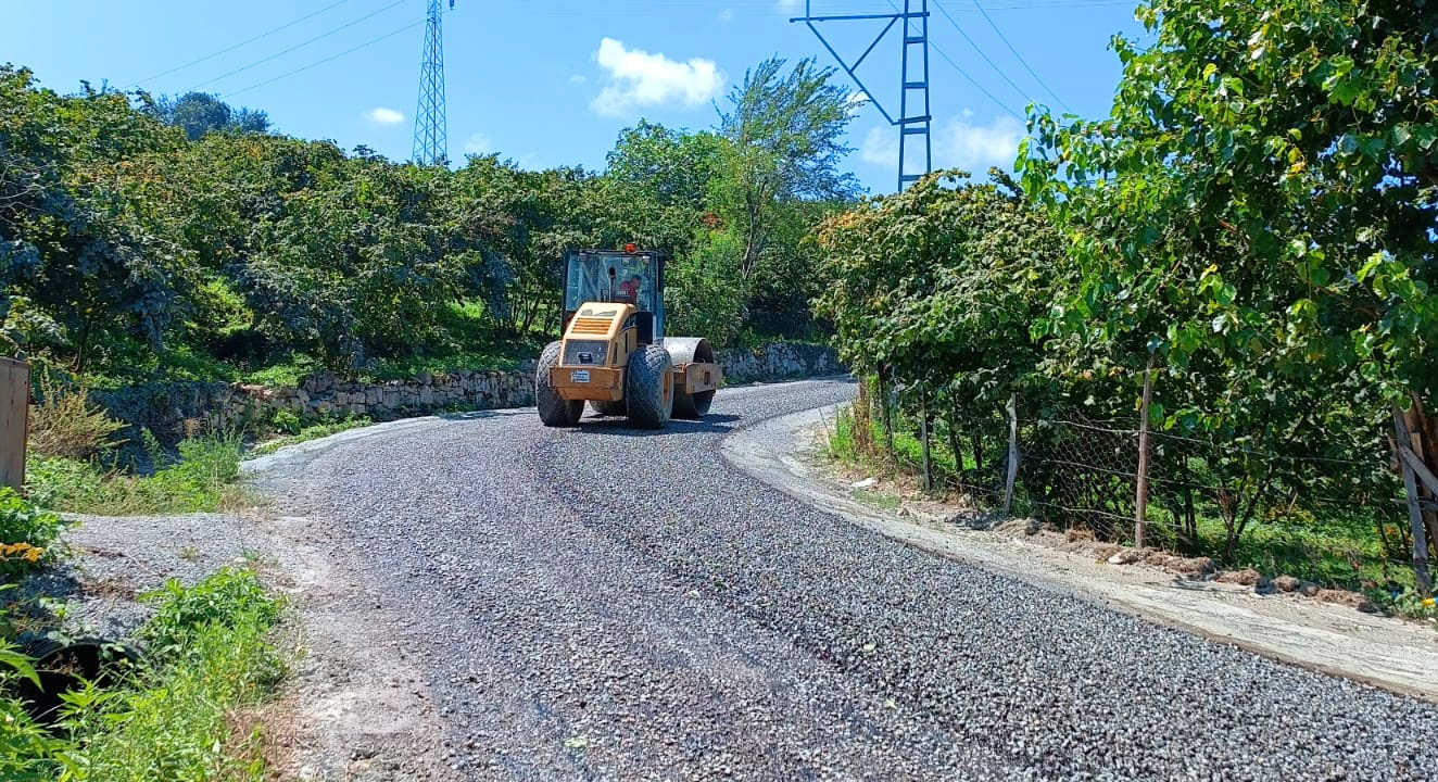 Ünye Başköy'de yol çalışması