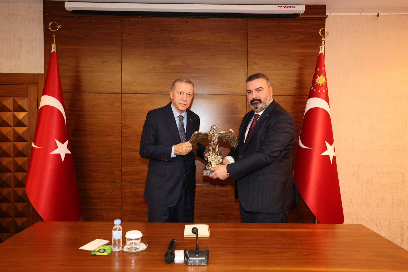 Turgut: Reis'e sözüm var