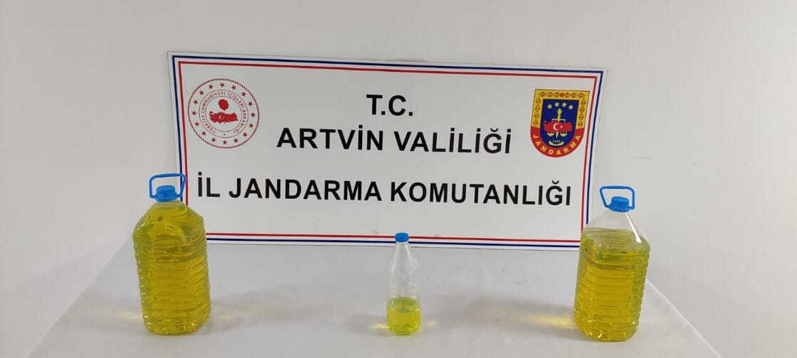 Akaryakıt hırsızları jandarmadan kaçamadı