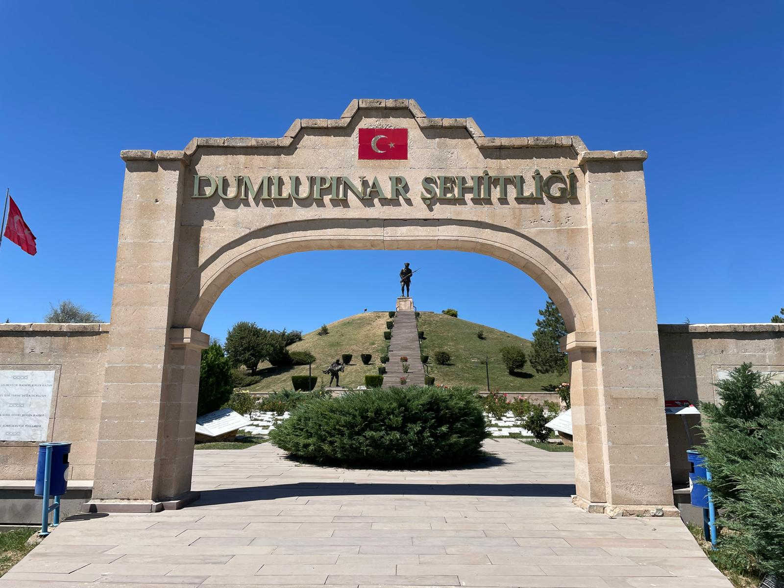 Dumlupınar Şehitliği 30 Ağustos'a hazırlanıyor