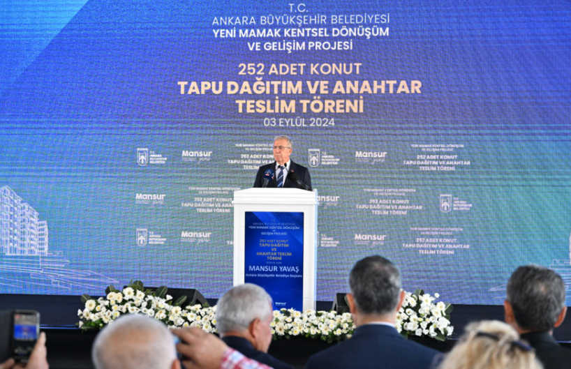Mansur Yavaş: Cenab-ı Allah bu evlerde ağız tadıyla, çoluğunuz çocuğunuzla oturmayı nasip etsin