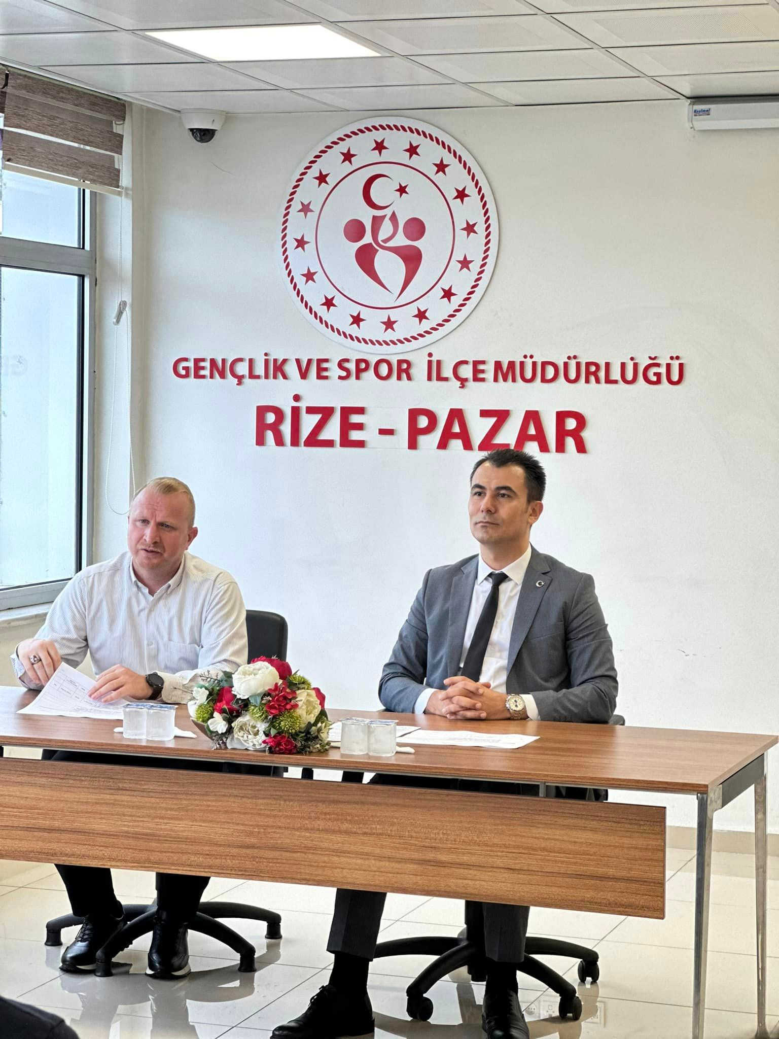 Pazar'da PAKUT toplantısı yapıldı....