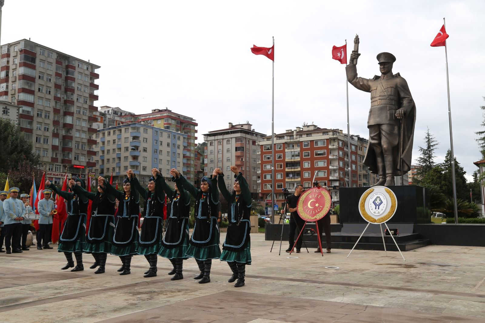 Atatürk’ün Rize’ye gelişinin 100. yılı törenle kutlandı