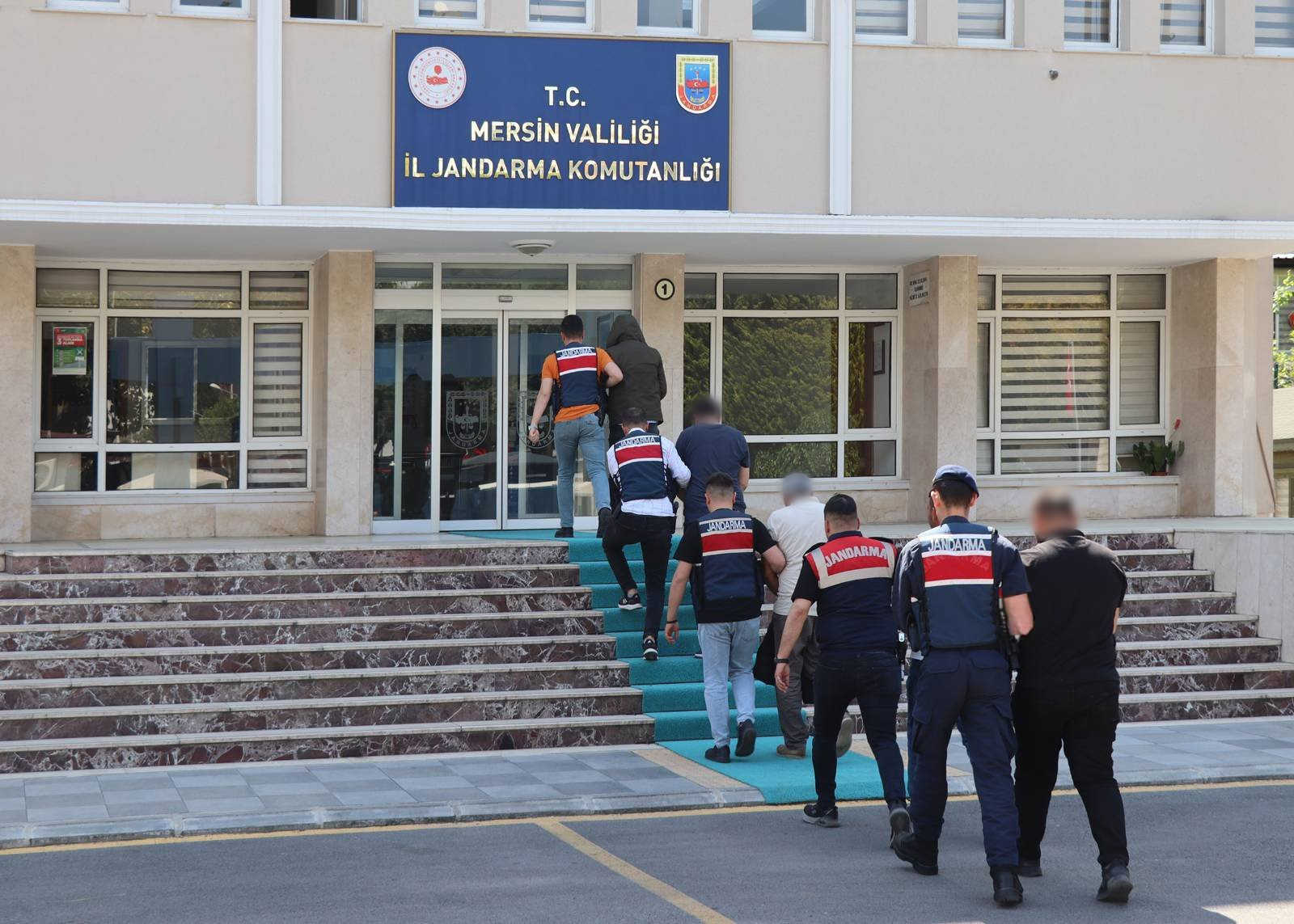 Jandarmadan uluslararası uyuşturucu ticareti yapan suç örgütüne operasyon