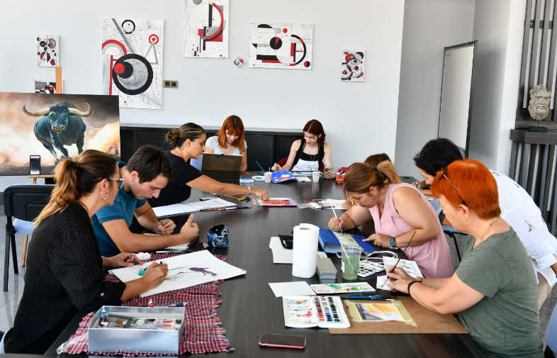 Büyükşehir'in hayata geçirdiği "SanAtölye" kursiyerlerini ağırlamaya devam ediyor