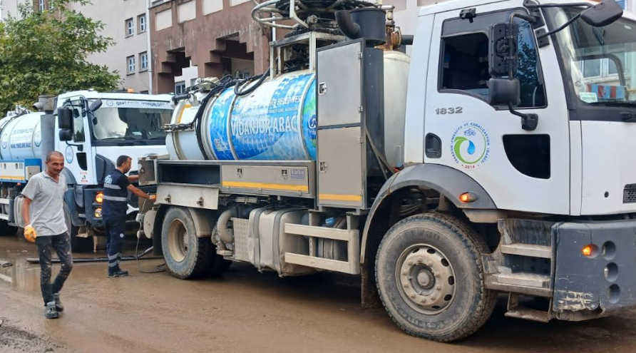 OSKİ'den Trabzon'a yardım eli