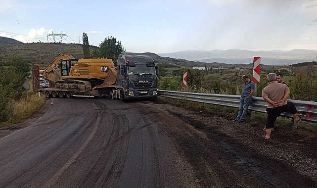 Posof'un kapısı var yolu yok