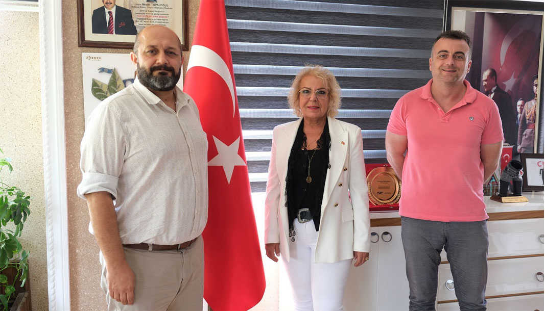 Antalya kan bağışı merkezi müdüründen Kemer'e ziyaret