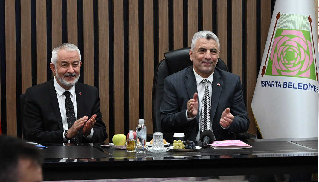 Bakan Bolat’tan Ispartalı esnafı sevindirecek haber
