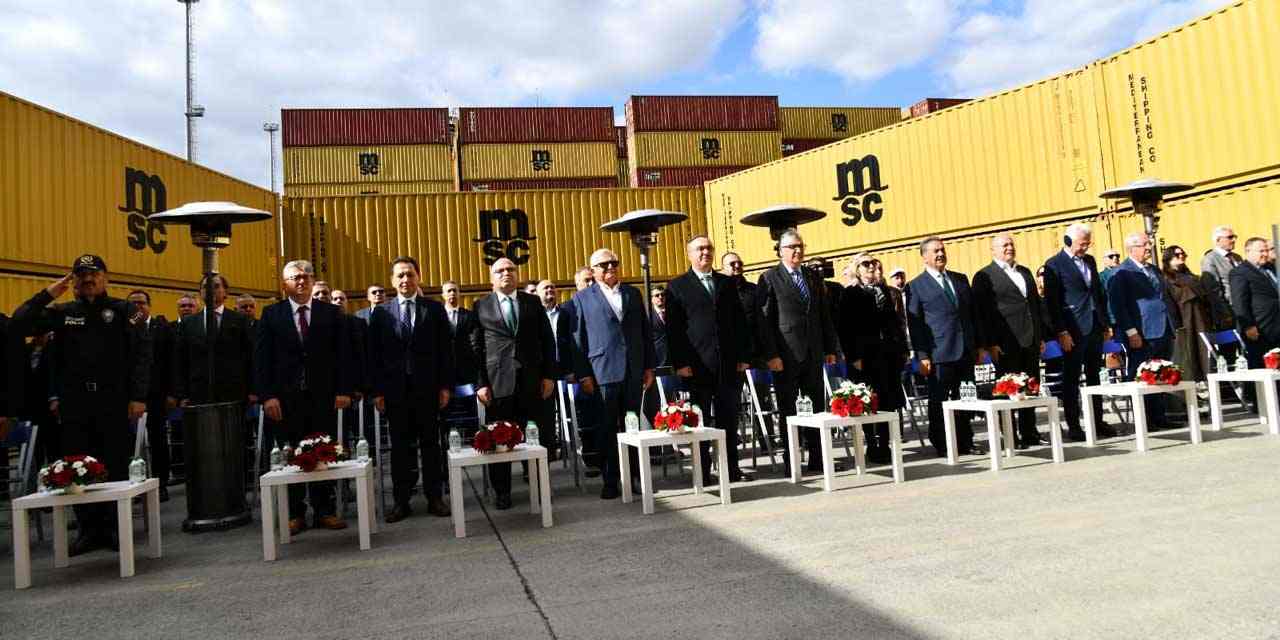 Türkiye'de ilk çevreci dönüşüm Asyaport Limanı'nda: Yüksek gerilimle gemi elektrik besleme tesisi açıldı