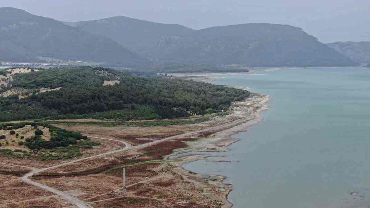 İzmir'de su krizi kapıda: Tahtalı Barajı'ndaki su seviyesi kritik eşiği aştı