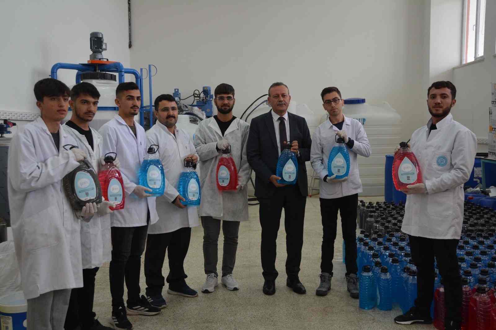 Van Gölü suyundan sıvı sabun ve kozmetik ürünleri üretiliyor
