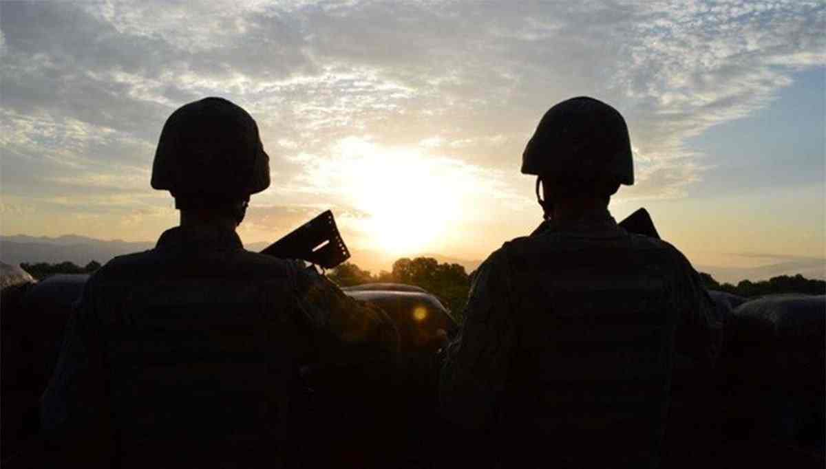 4 terörist etkisiz hale getirildi