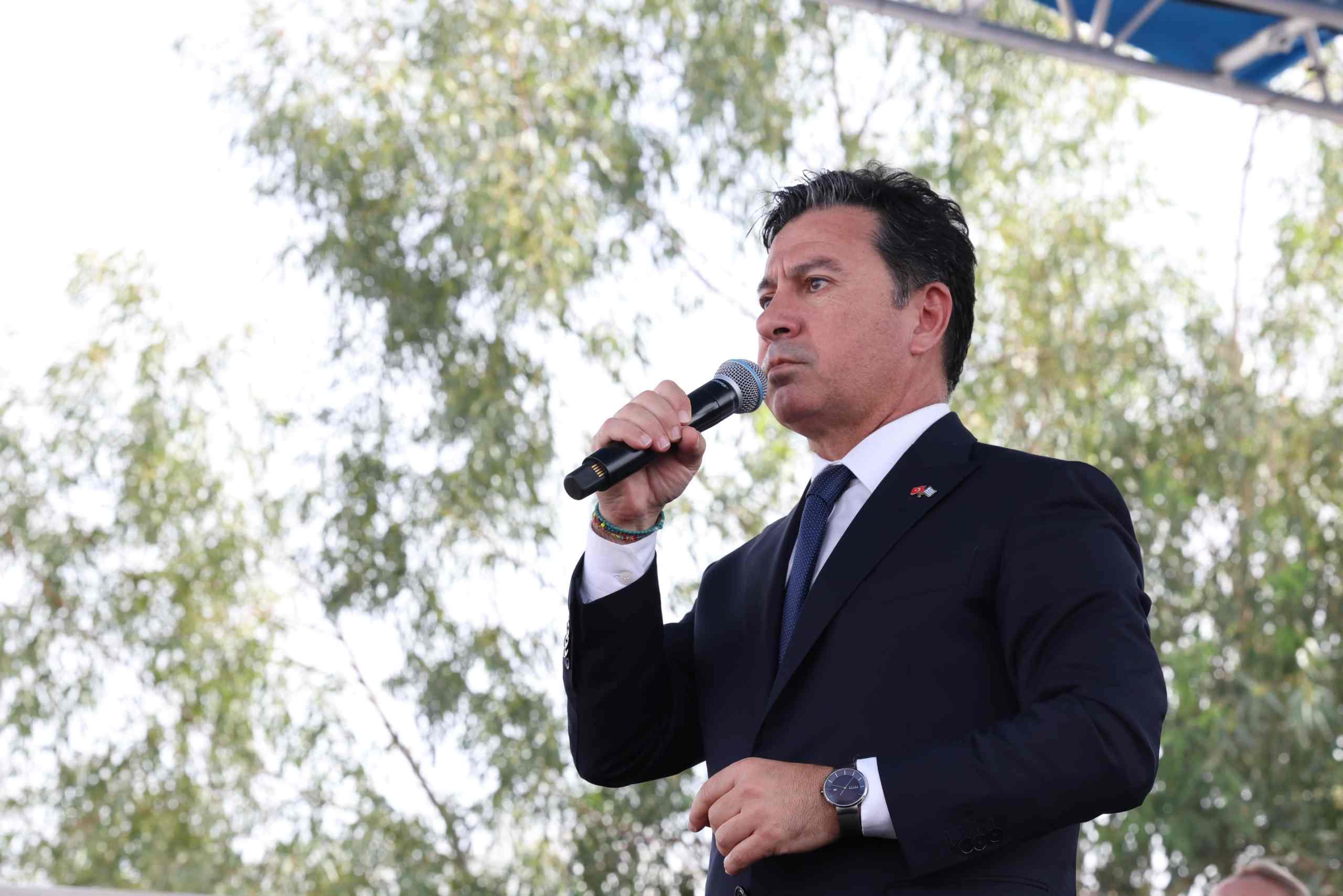 Başkan Aras 5. Uluslararası İki Yaka Kültür Festivali’nde: “Birbirimizi sevdiğimizde sevgi iklimi hakim olacak”