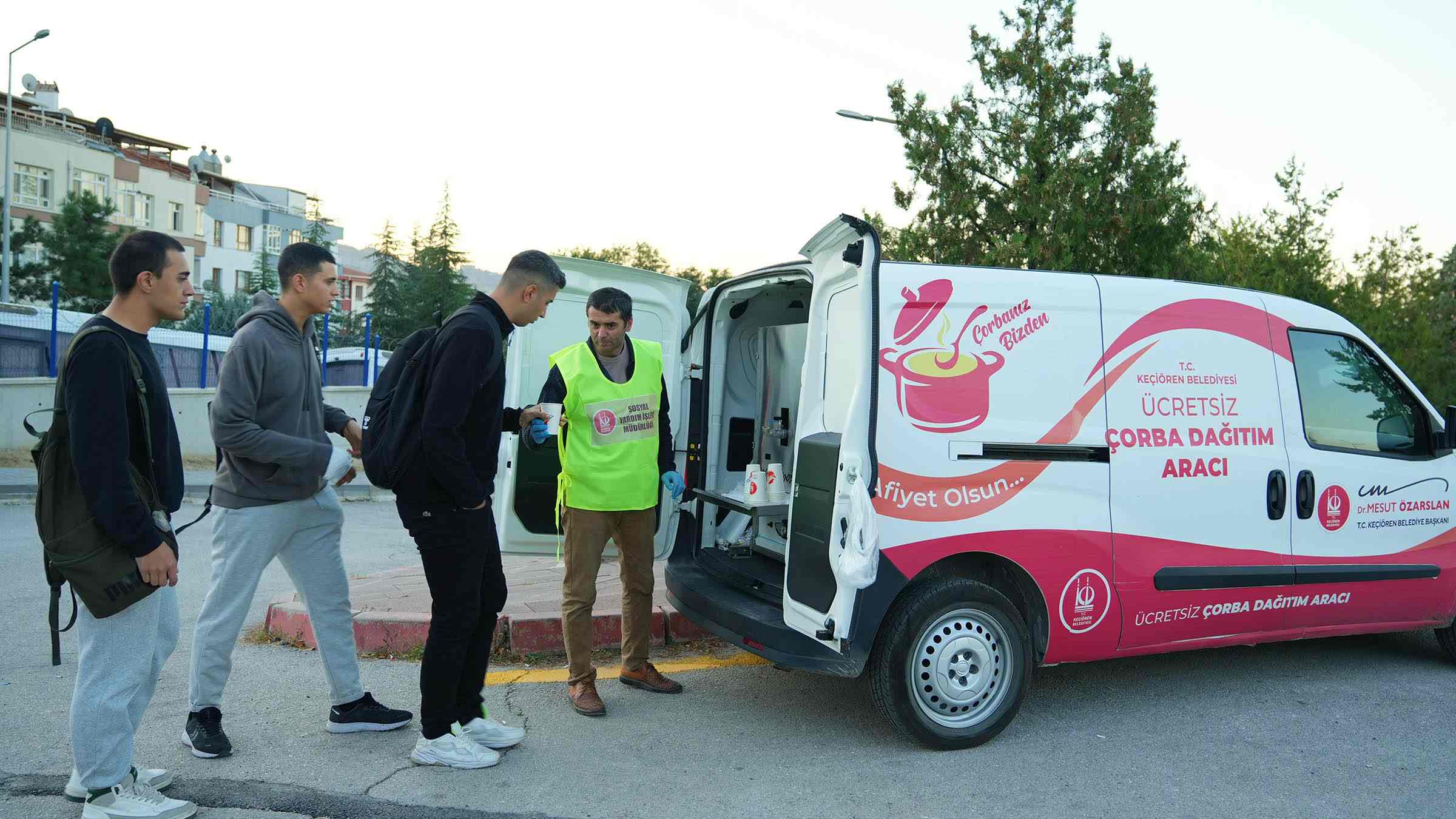 Keçiören Belediyesi'nden sabah çorbası