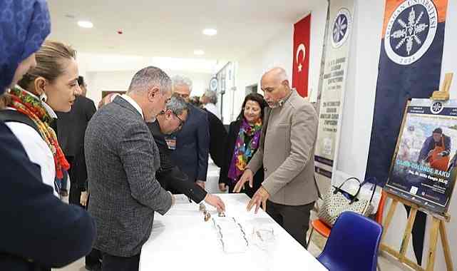ARÜ'de "Anadolu Seramikleri Sempozyumu" düzenlendi