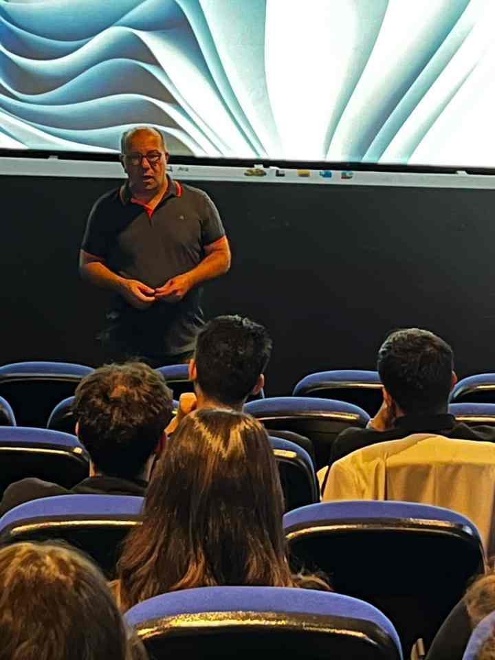 Öğrenciler,  En İyi Öğrenci Belgesel Filmi Seçti