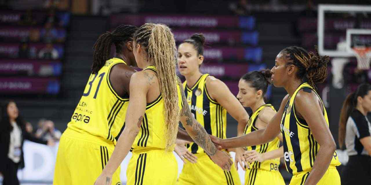 Fenerbahçe Opet, üst üste ikinci kez Süper Kupa şampiyonu