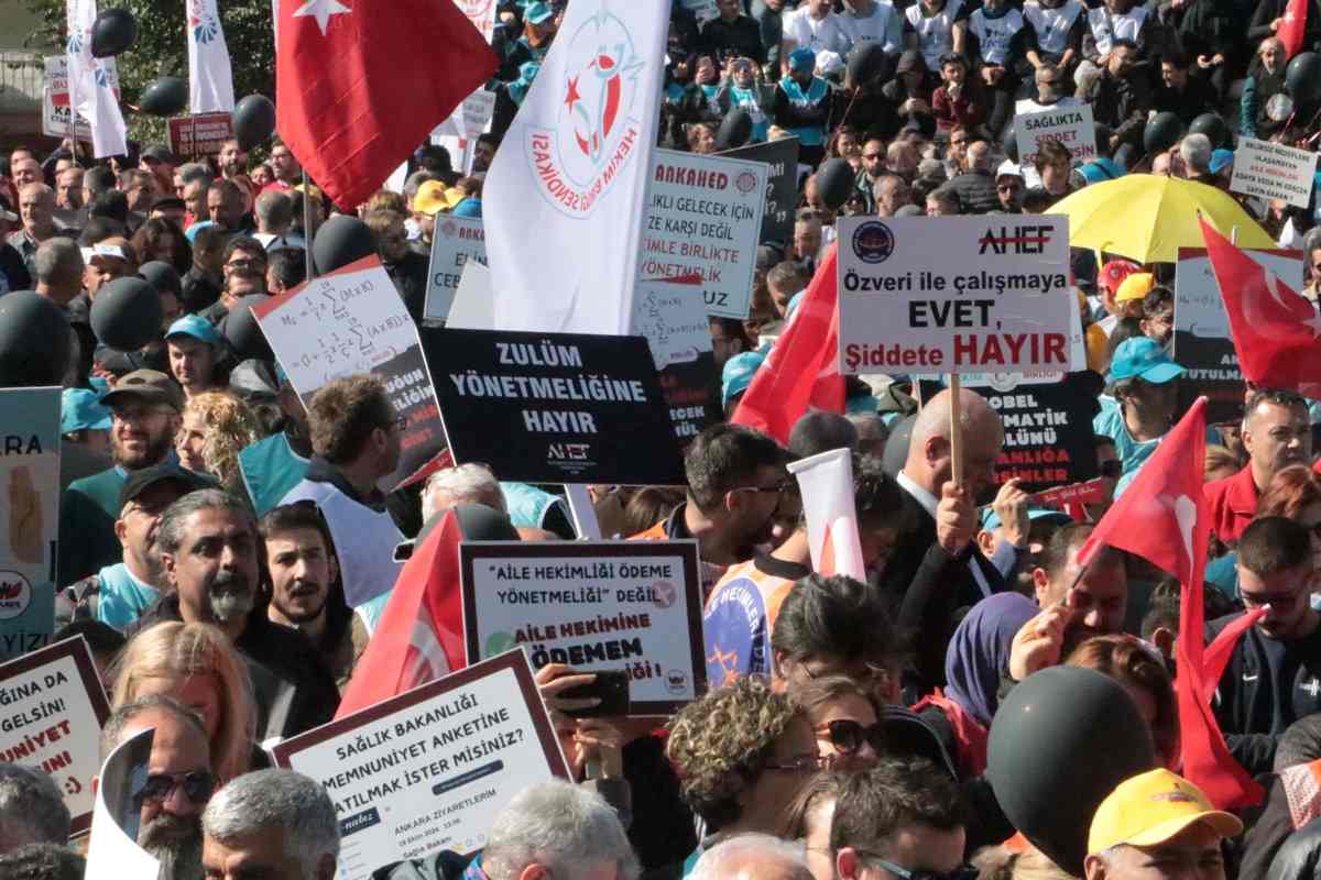 Büyük Aile Hekimliği Mitingi Ankara'da gerçekleşti