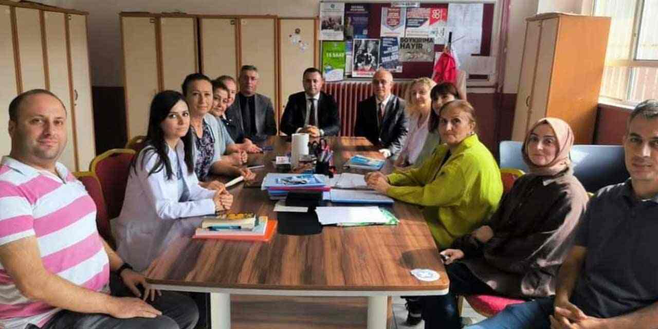 Vakfıkebir Kaymakamı Dr.Hacı Arslan Uzan, okulların mevcut durumunu inceledi