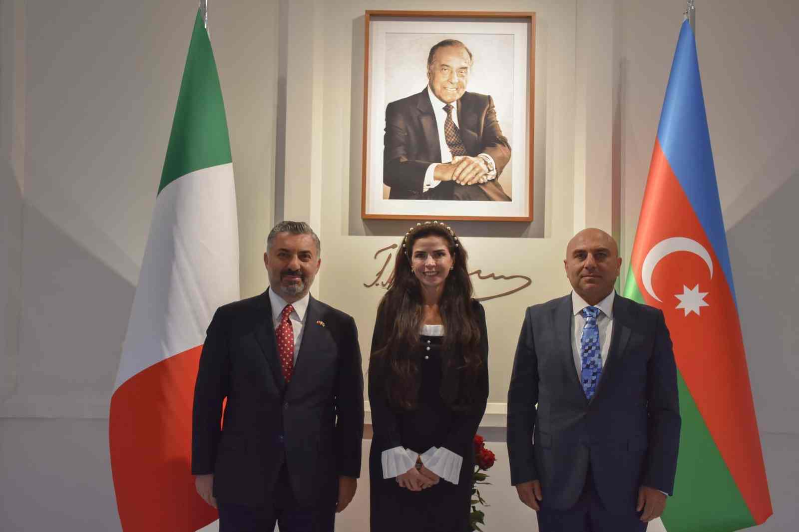 RTÜK Başkanı Ebubekir Şahin Dijital Medya Okuryazarlığı ve Dijital Sanat özelindeki toplantıya katıldı