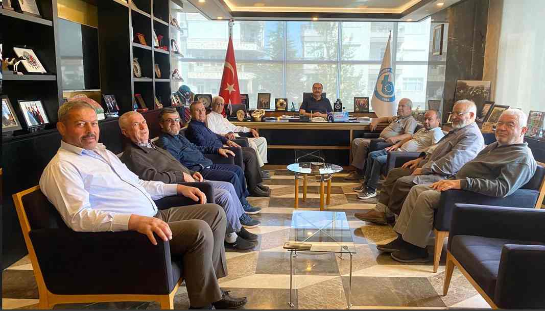 Bucak Kuran Kursu Derneğinden Başkan Meçikoğlu'na ziyaret