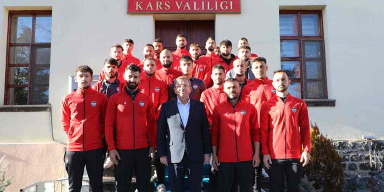 Kars36 Spor'dan Vali Ziya Polat'a destek ziyareti
