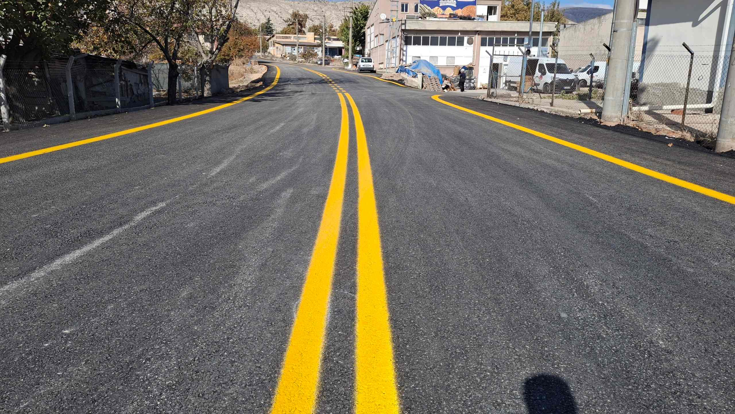 Beypazarı Yukarı Sanayi Bölgesi sıcak asfaltla tanıştı