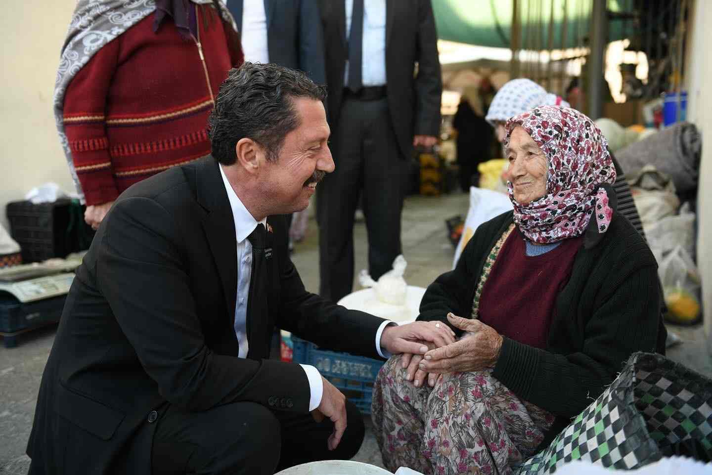 Beypazarı Belediye Başkanı Dr. Özer Kasap, esnafla buluştu