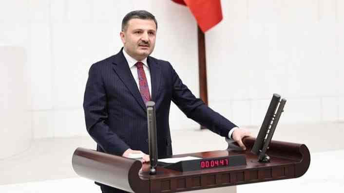 AK Parti Gümüşhane Milletvekili Celalettin Köse’den Tekke Belde Belediyesi’ne destek