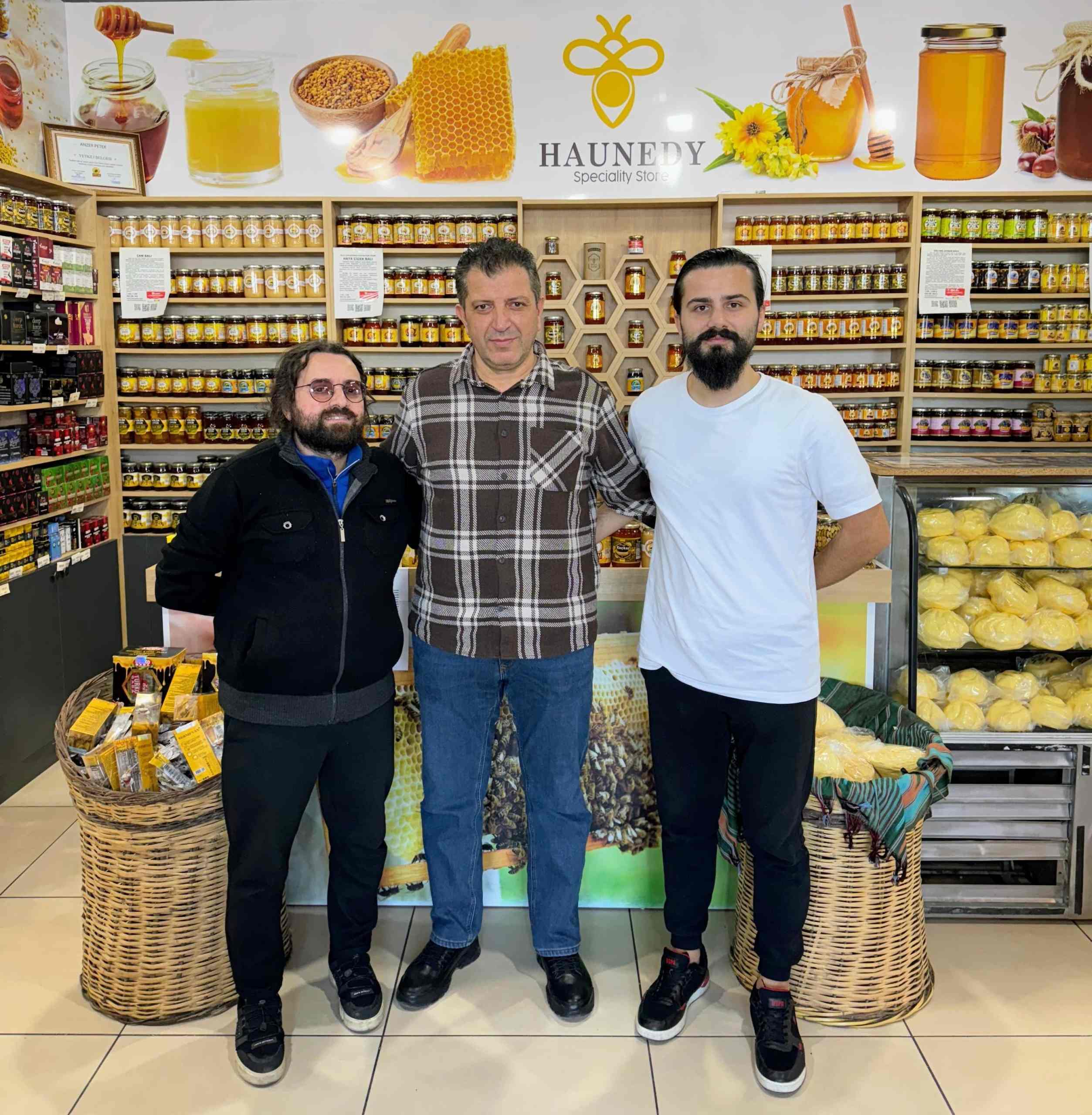 Ali Bakanay ve Nazım Eren Şahin Haunedy'de