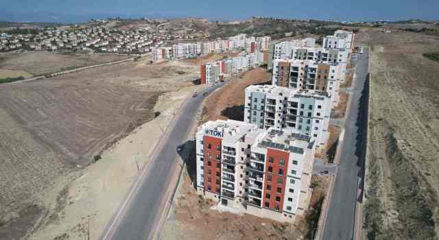 Depremzedeler için yapılan TOKİ konutlarında yaşam başladı