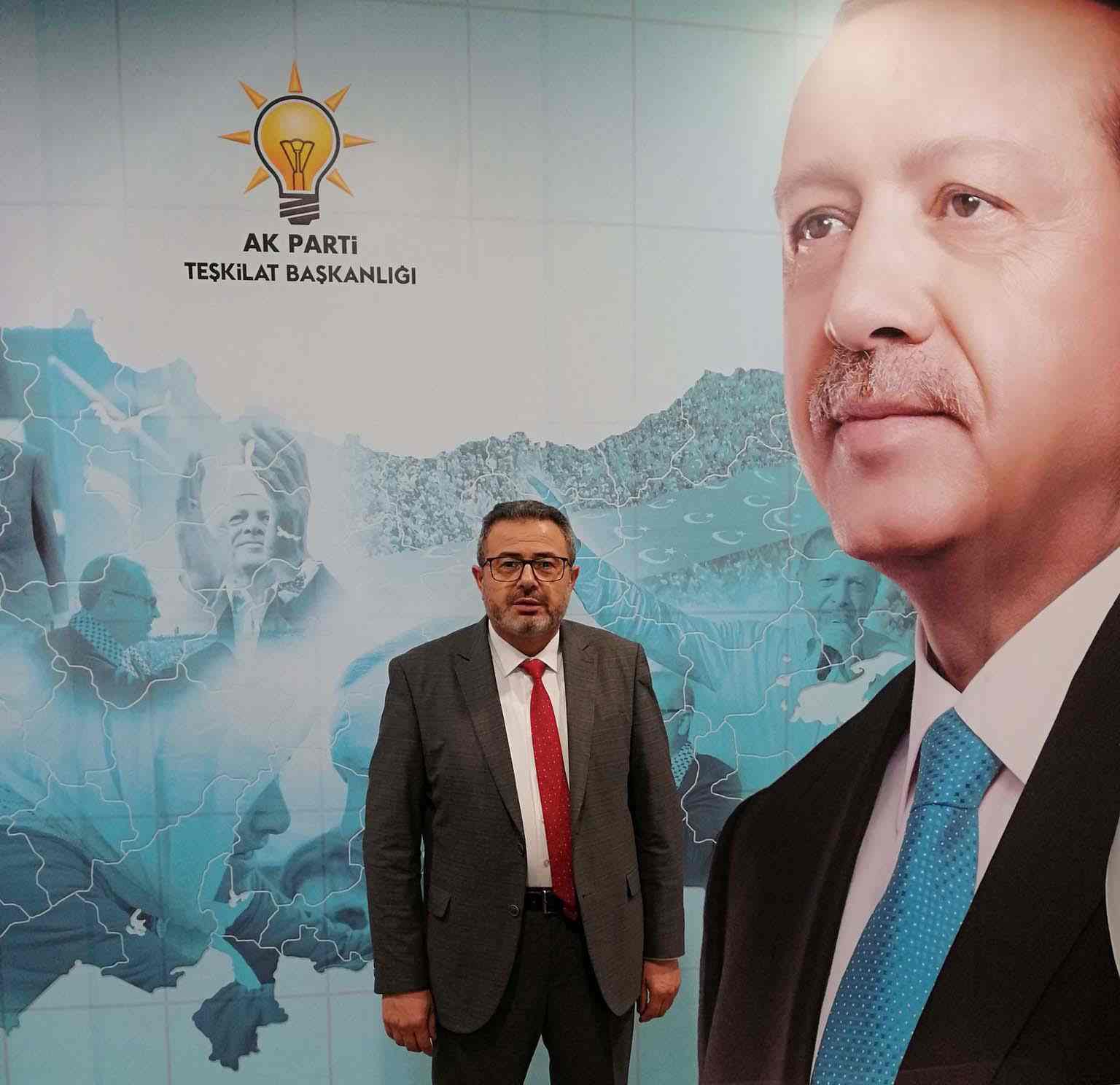 AK Parti Beşikdüzü İlçe Başkanlığı'na A. Osman Çoban atandı
