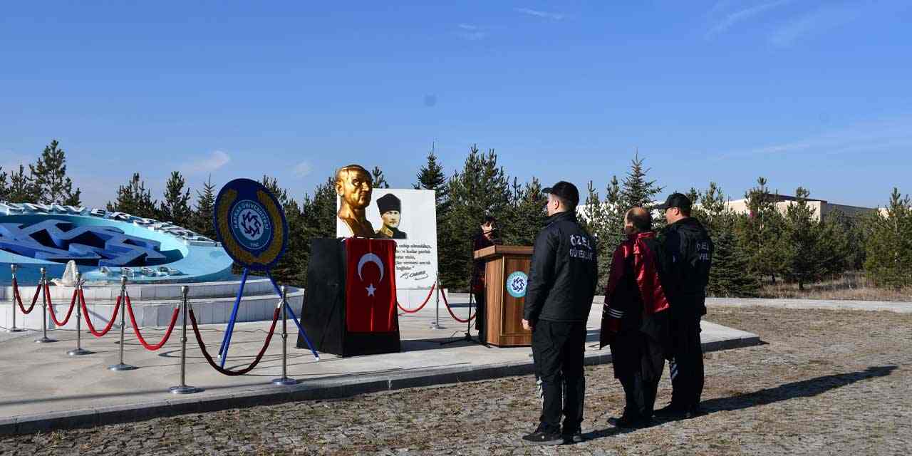 Kafkas Üniversitesinde "10 Kasım Atatürk'ü Anma" programı düzenlendi