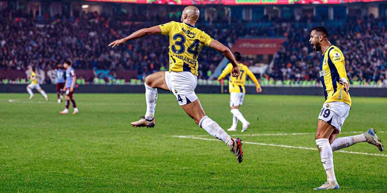 Fenerbahçe, Sivasspor'a gol yağdırdı: Ligde üst üste üçüncü galibiyet