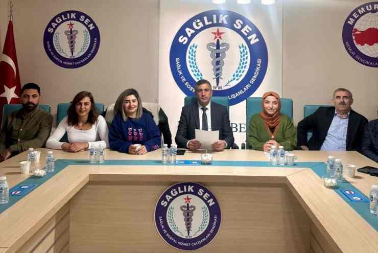 Kars Sağlık-Sen: "Aile Hekimliği Sözleşme ve Ödeme Yönetmeliği’ndeki maddeler kaldırılmalı"
