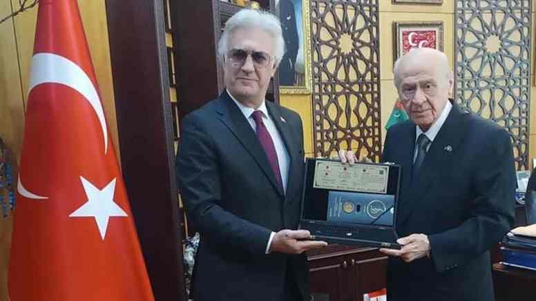 Tamer Karadağlı, MHP Lideri Devlet Bahçeli'yi ziyaret etti