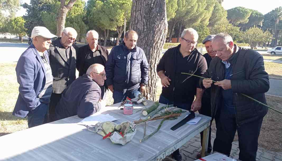 Isparta köylerindeki çiftçilere teknik inceleme gezisi