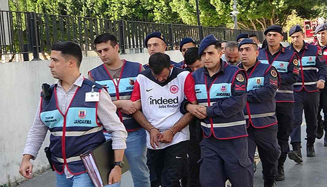 Antalya'da imalathane baskını: Gözaltılar var