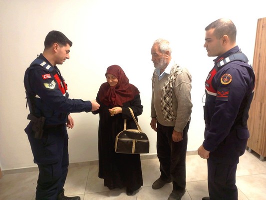 Çanakkale'de sahte jandarma operasyonu