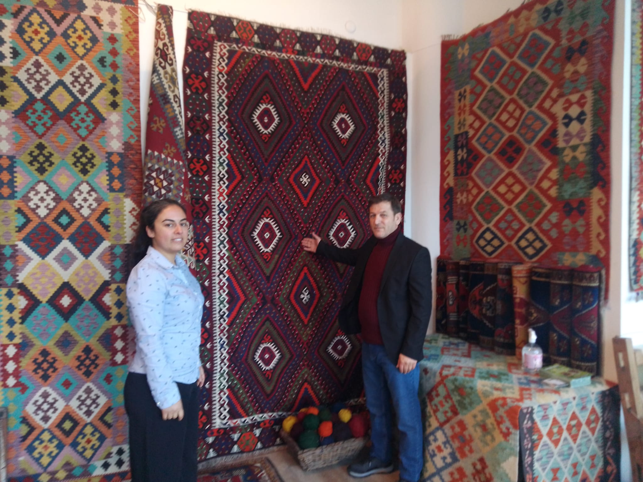 Fethiye’de "El Dokuma Halı Ve Kilim Sergisi" açıldı
