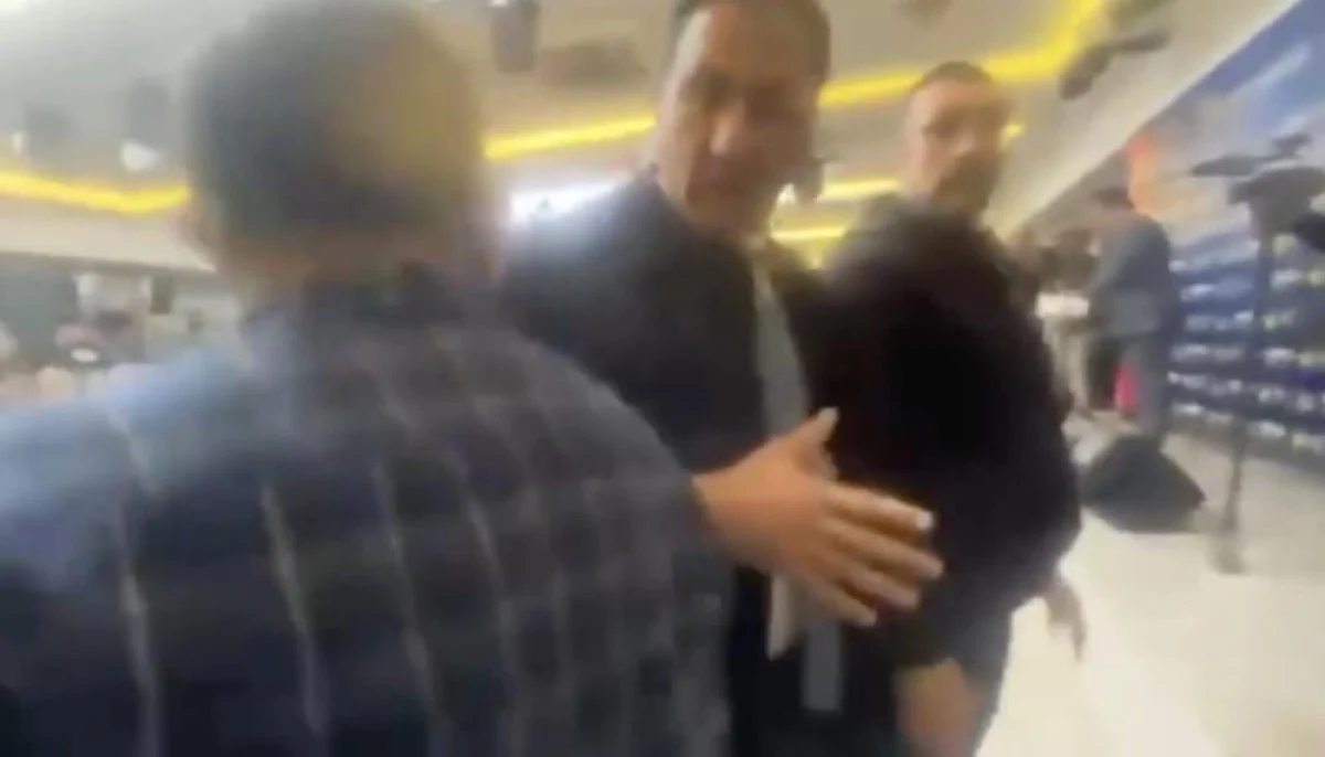 Müsavat Dervişoğlu'nun korumaları ile gazeteciler Çorum'da tartıştı!