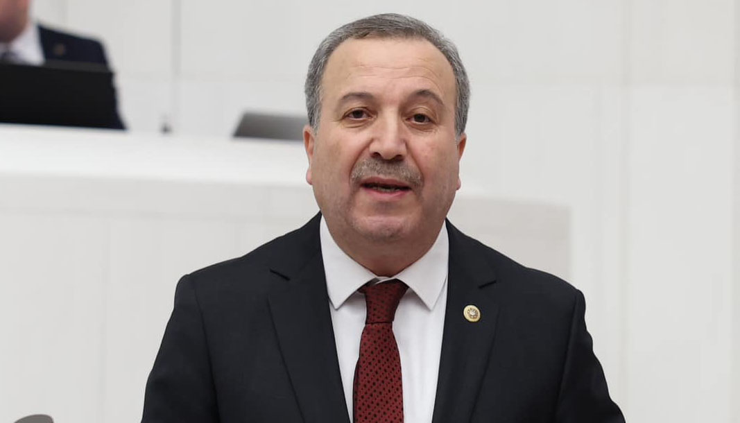 Mecliste gerilim: CHP tepki verdi, AK Parti gururla alkışladı